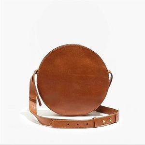 Madewell Round Leather Crossbody Bag in Cognac Brown